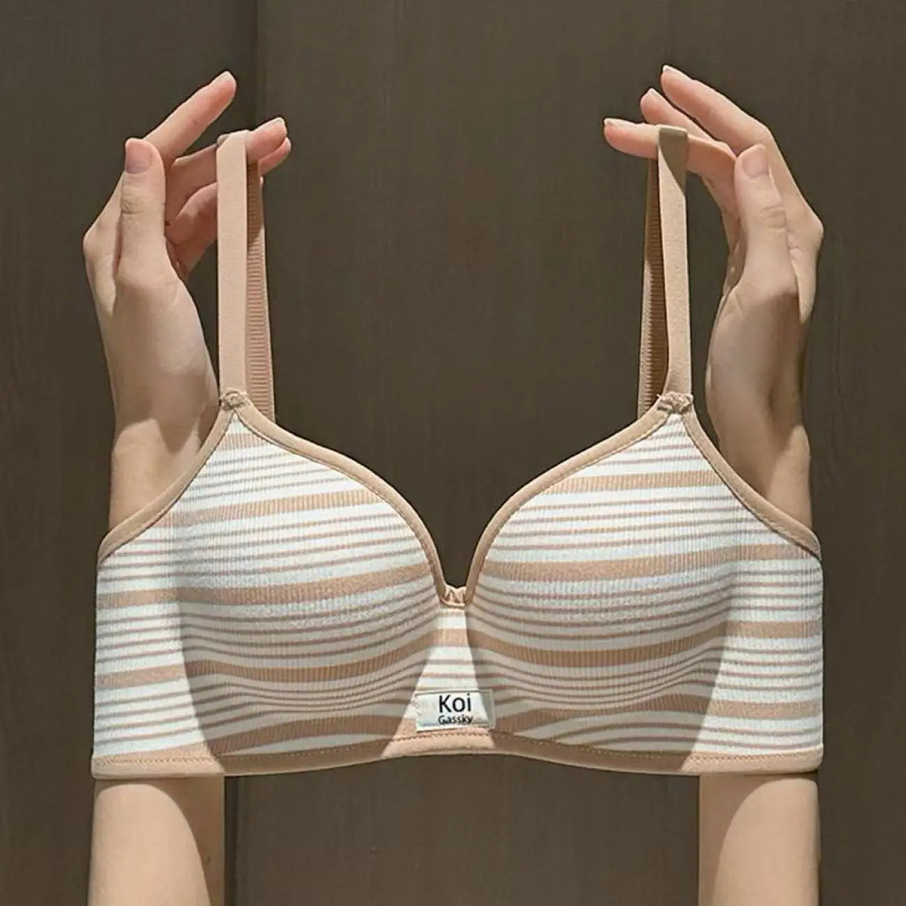 Women’s Seamless One-Piece Wire-Free Lingerie, Contrast Stripe Bra